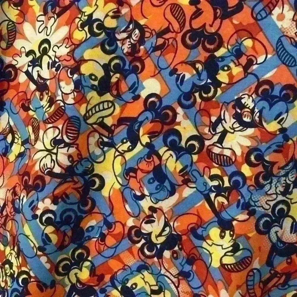 ❤️ 3/$15 New with Tags Size Medium Disney Mickey Mouse Classic T-Shirt - Picture 3 of 7